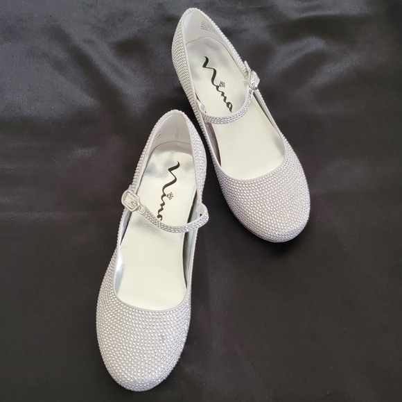 Nina Girls  Mary-Jane Shoes - Picture 6 of 13